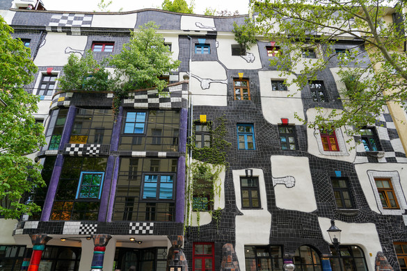 Újra kinyitja kapuit a bécsi Hundertwasser Múzeum