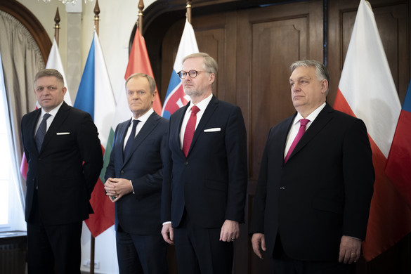 V4-külügyminiszterek: Az Ukrajna elleni orosz támadás sérti a nemzetközi jogot