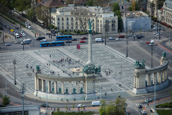 Lezárják péntek este a Hősök terét, a Kós Károly sétányt és az Állatkerti körutat