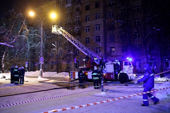 Nagy területen lángolt egy lakóház Moszkvában