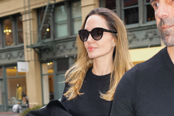 Erre senki sem számított – Angelina Jolie mindenkit meglepett