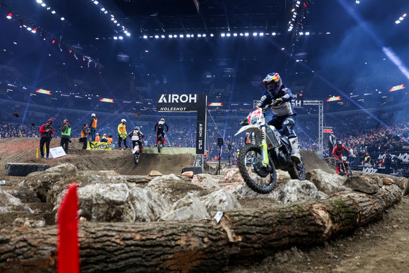 Superenduro GP: A címvédő Billy Bolt nyerte a döntőket