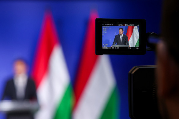 Hamarosan kezdődik a Kormányinfó