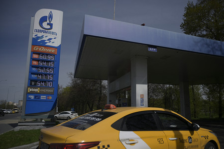 Oroszország döntött, nincs több benzin