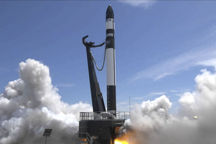 Fotó: AFP/Rocket Lab/Kieran Fanning és Simon Moffatt Titokzatos kémműholdakat bocsátott fel Amerika
