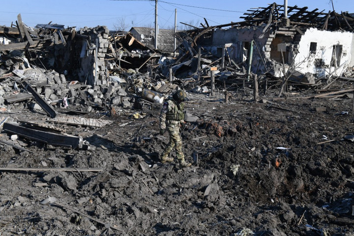 Ontják a háromtonnás bombákat az oroszok