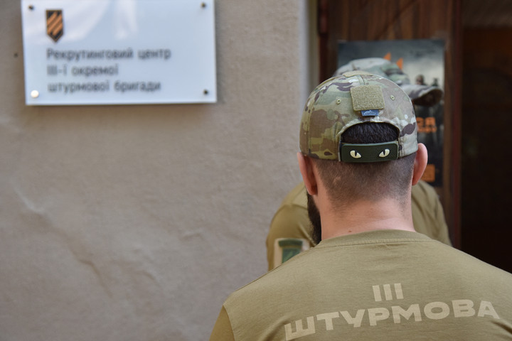 Fotó: AFP/Anadolu/Anadolu Agency/Pavlo Palamarchuk Egy amerikai tábornok elismerte, hogy brit kommandósok harcolnak Ukrajnában