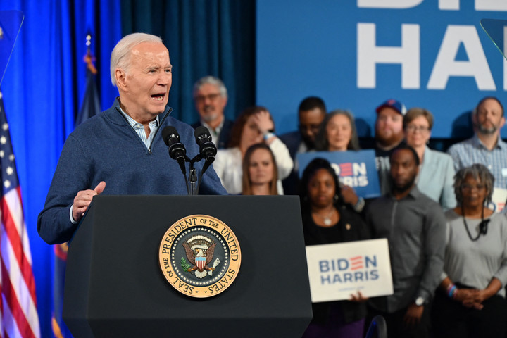 Biden szerint hiba volt „bevonulniuk Ukrajnába, ahol elkapták Oszama bin Ladent”
