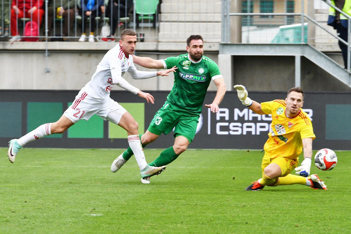 Fotó: Paksifc.hu Böde Dániel folytatja pályafutását