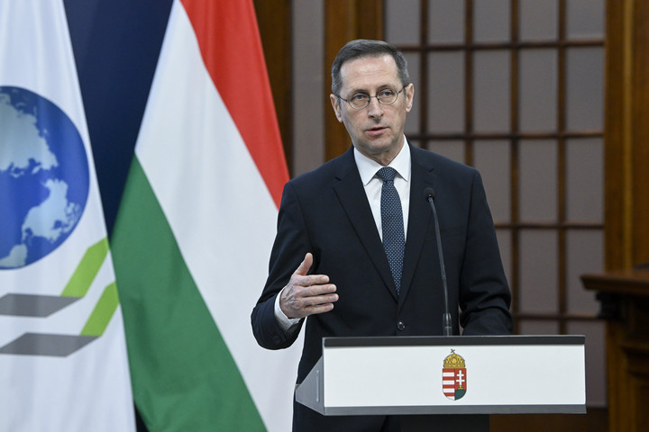 Fotó: MTI/Koszticsák Szilárd Varga Mihály: A magyar gazdaság idén visszatér a tartós növekedési pályára