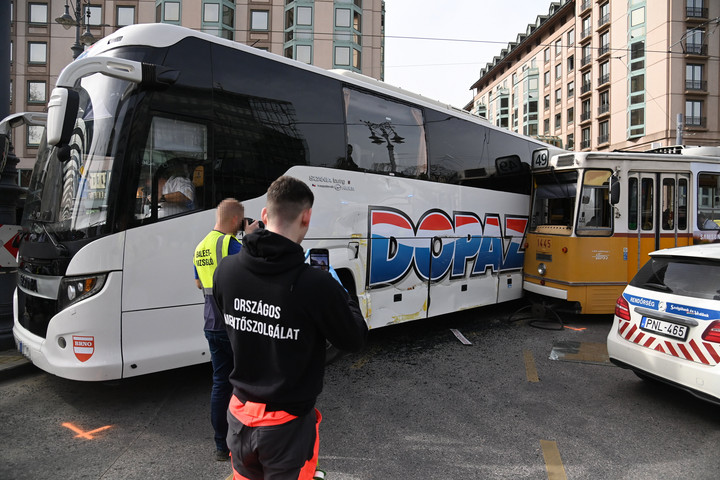 Fotó: MTI/Mihádák Zoltán Kerülje el a Kálvin teret!