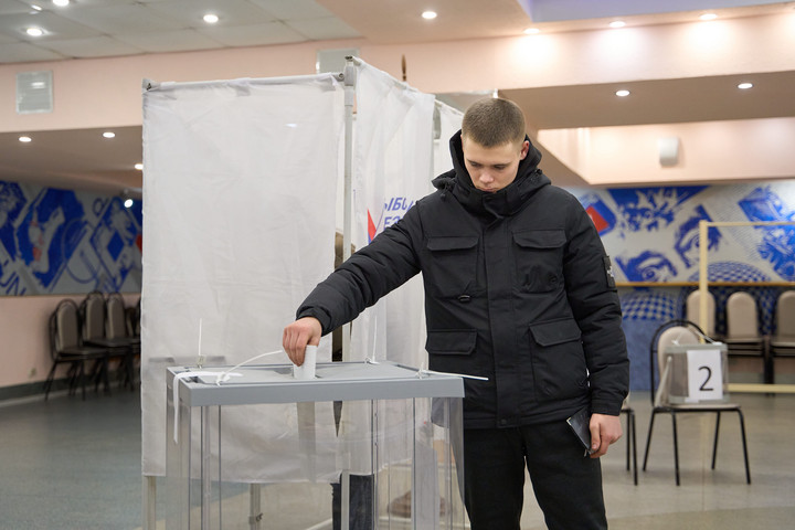 Fotó: Northfoto – Xinhua News Agency/eyevine/Guo Feizhou Orosz képviselő: A Nyugat felvette a megfélemlítést a beavatkozás eszköztárába