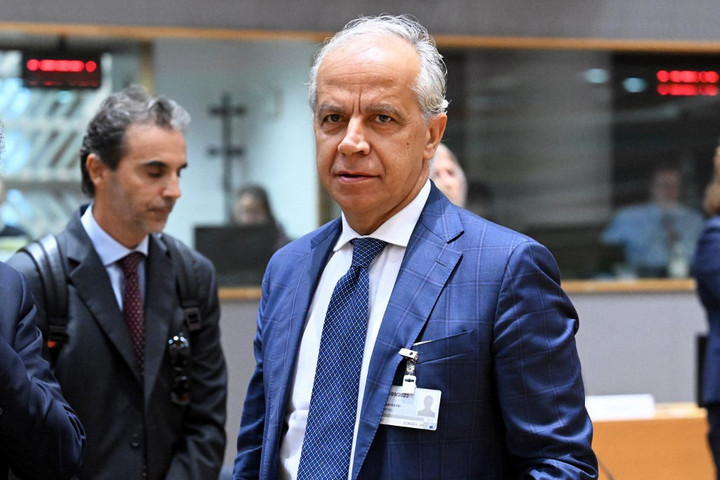 Matteo Piantedosi: A hajótörések bizonyítják, hogy az illegális migrációt az indulási ponton kell megállítani