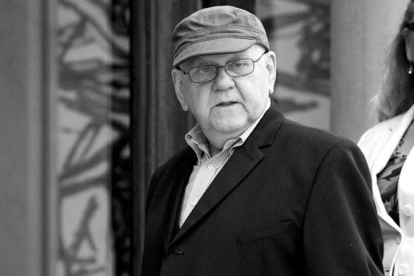 Elhunyt Abdulah Sidran költő, Emir Kusturica két filmjének forgatókönyvírója