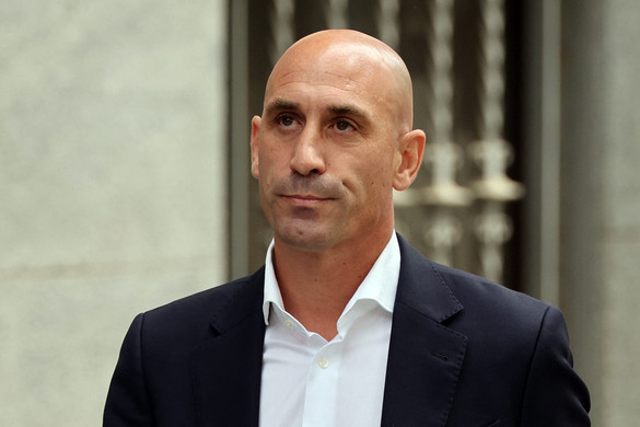 Bűnös a volt spanyol futballelnök