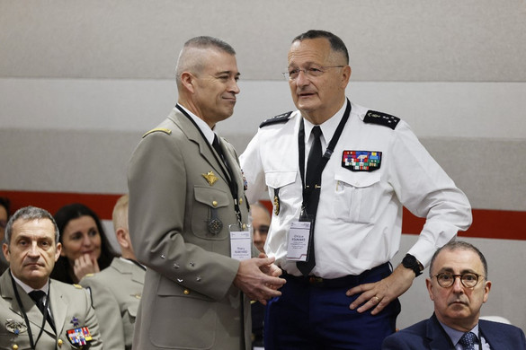 Fotó: AFP/POOL/Ludovic Marin Oroszország Franciaországot jelölte meg legfőbb európai ellenfelének