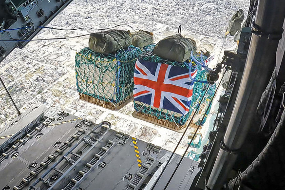 Nagy-Britannia légi úton juttatott be élelmiszert a Gázai övezetbe