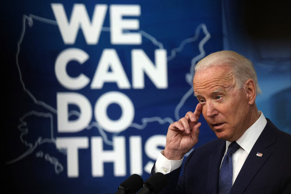 Negyvenévesnek érzi magát Biden, és látja a fényt maga előtt