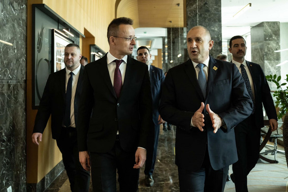 Szijjártó Péter: Bulgária és Törökország is megbízható tranzitútvonal