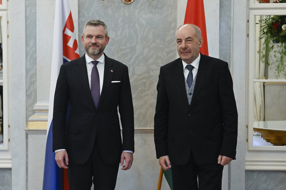 Sulyok Tamás a Sándor-palotában fogadta a Szlovák Nemzeti Tanács elnökét