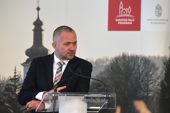 Gyopáros Alpár: Több mint ezer kistelepülés nyert támogatást a legutóbbi pályázaton