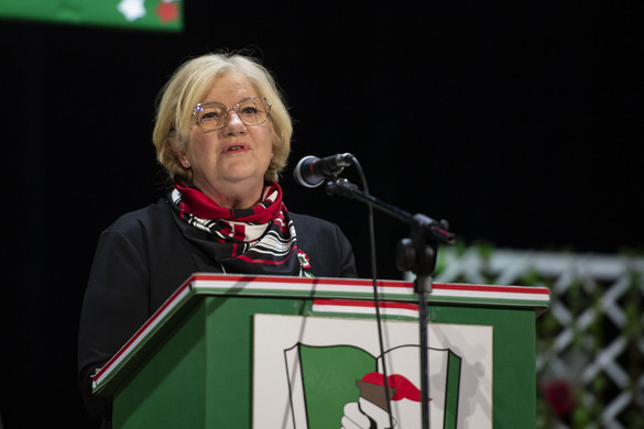 Március 15. – Szili Katalin: Ma a korparancs az, hogy küzdeni kell a békéért és a biztonságért
