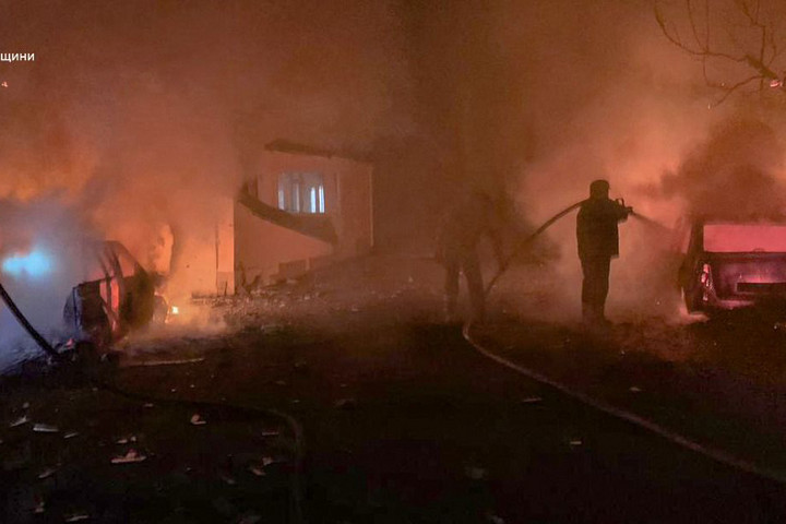 Ukrán kormányzó: Az orosz erők ismét Herszont lőtték