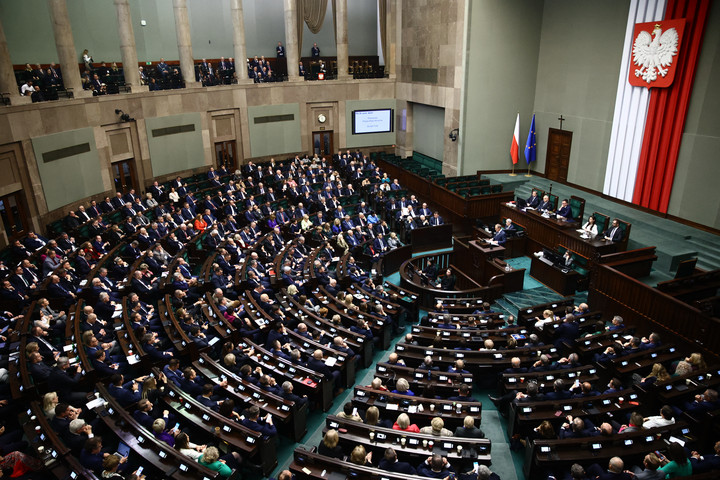 Fotó: AFP/NurPhoto/Jakub Porzycki Szoros szavazás a Szejmben