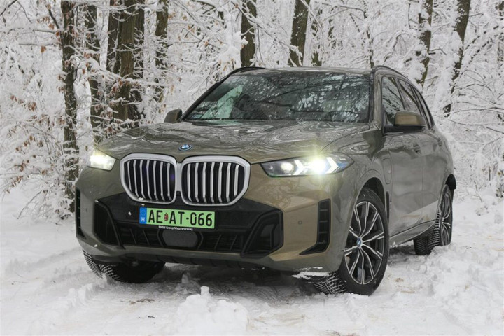 Fotó: SportVerda 500 lovas X5-ös