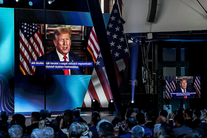 Fotó: MH/Balogh Dávid Donald Trump: A magyarok büszkén harcolnak a nyugati civilizáció megmentéséért