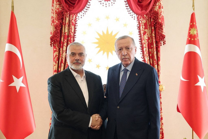Erdogan a reménybeli gázai fegyverszünetről tárgyal