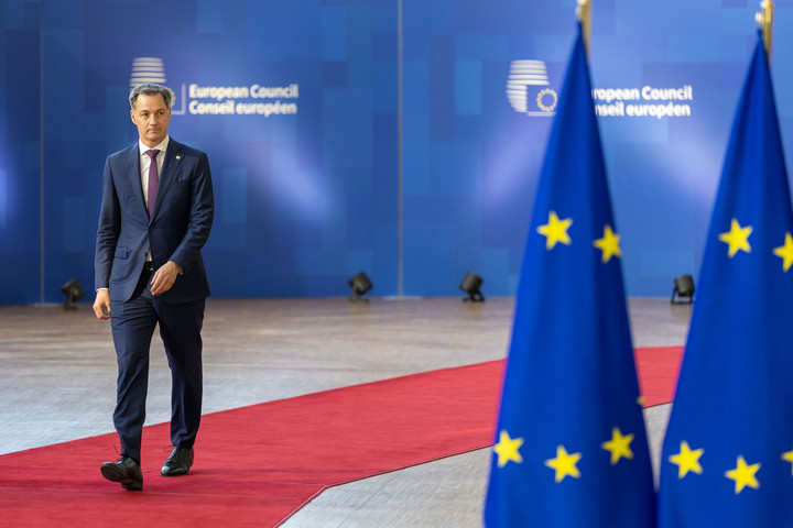 Fotó: NorthFoto - Xinhua News Agency / eyevine. All Rights Reserved Meng Dingbo Xinhua / eyevine Magyarországot dicsérte a belga liberális kormányfő