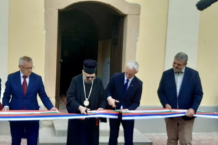 Fotó: Facebook/Soltész Miklós „Építeni, fejleszteni, közösséget támogatni csak békében lehet”