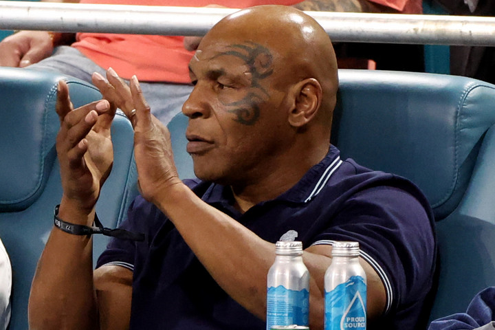 Fotó: NorthFoto A visszatérni készülő Mike Tyson pofozkodott a brooklyni utcán + VIDEÓ