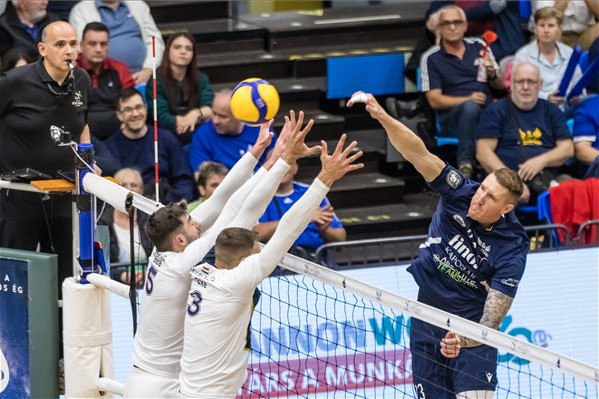 Fotó: MTI/Katona Tibor Férfi röplabda Extraliga: bajnokavatás elhalasztva