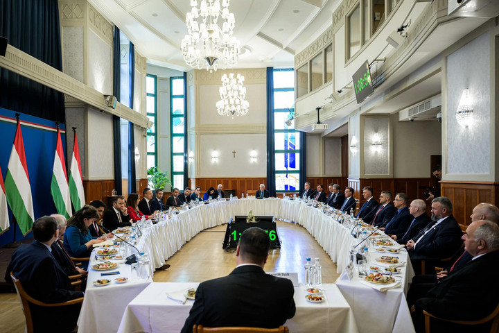 Fotó: Facebook/Szijjártó Péter Eredményes a gazdasági együttműködésünk Oroszországgal
