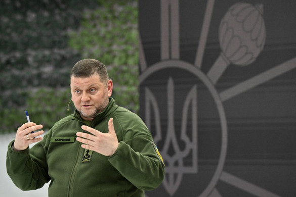 Újabb felmérés hozhatja rá a frászt Zelenszkíjre