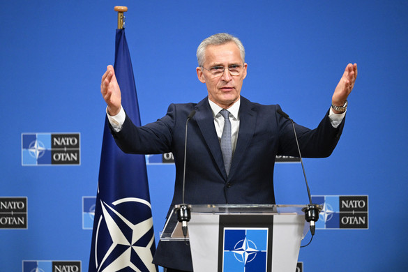 Stoltenberg meghívta Zelenszkijt a NATO-csúcsra