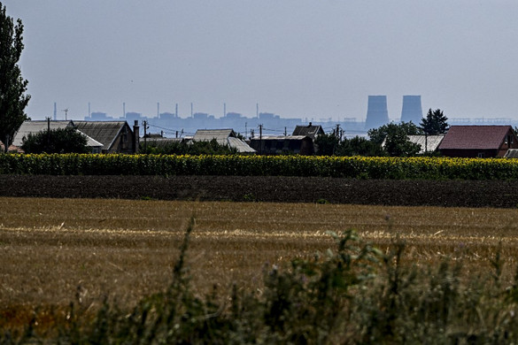 Ukrán támadás érte az atomerőművet