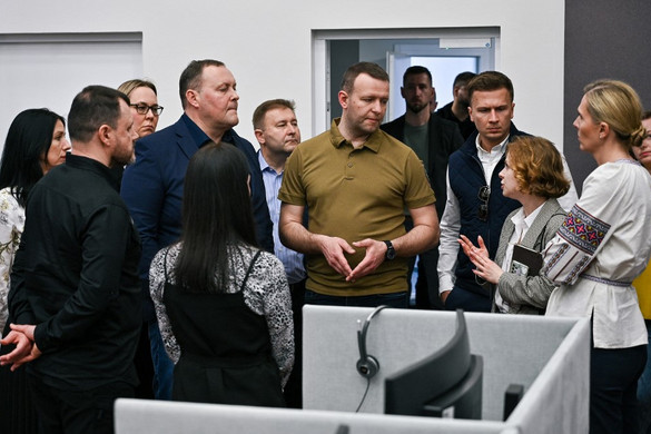 Hitler is megirigyelné az észtek „demokratikus”  ötletét