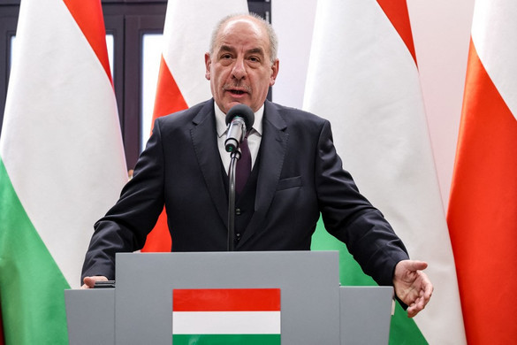 Kiállt a szuverenitásunk mellett az államfő