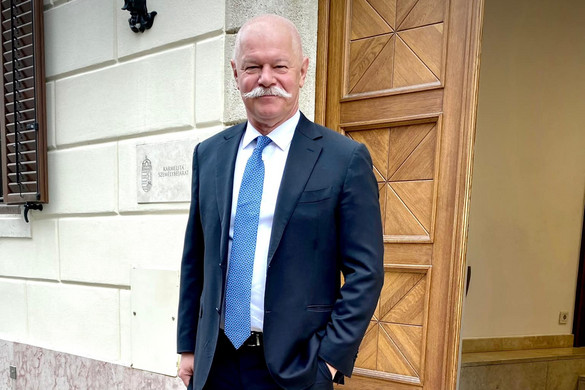 A magyar és az amerikai észjárás azonosságai