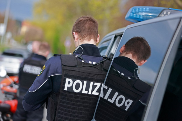 Iszlamista merényletet tervező fiatalkorúakat tartóztattak le Németországban