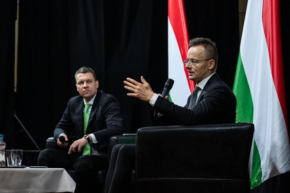 Szijjártó Péter: Az elmúlt két évben sikerrel óvtuk meg Magyarországot a háborútól