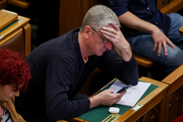 A Fidesz szerint Újpesten is működik a városházi számlagyár