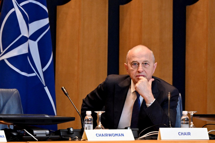 Mircea Geoana lehet Románia új elnöke