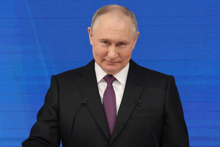 Fotó: AFP/Mikhail Klimentyev Putyin amerikai vagyonból pótolja ki az Amerika okozta károkat