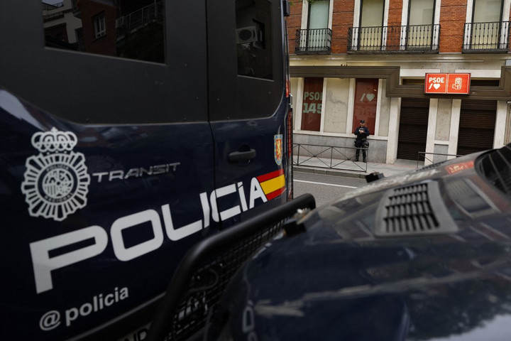 Fotó: AFP/Oscar del Pozo Baseballütővel vertek szét egy spanyol bárt a migránsok + VIDEÓ