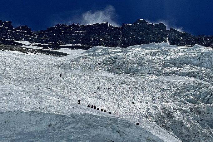 Fotó: AFP/Tserint Pemba Sherpa Rekordidőt teljesített egy nepáli hegyi vezető