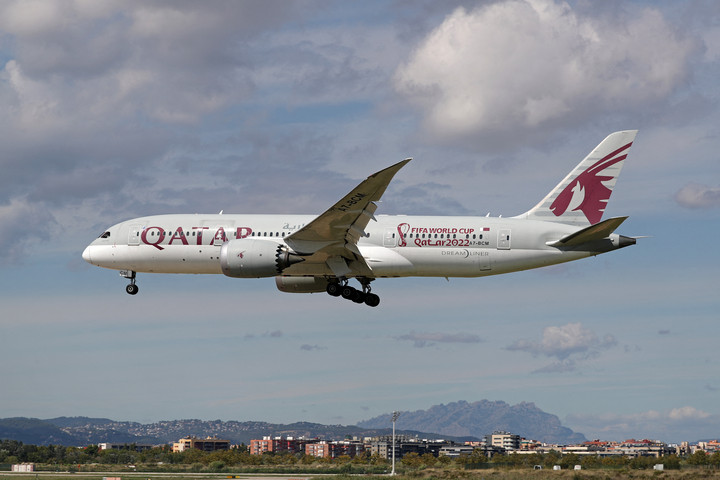 Fotó: AFP/NurPhoto/Urban and Sport Többen megsérültek a Qatar Airways Dublinba tartó járatán